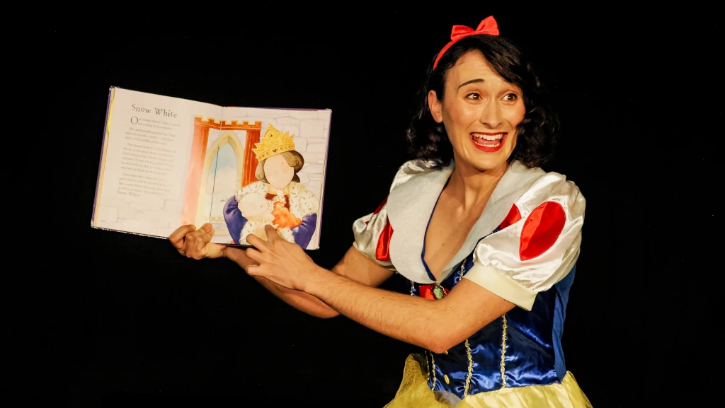 Anya est Blanche-Neige